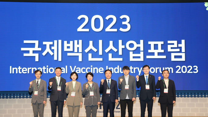 안동시, 질병청 등 8개 기관과 첨단전략 바이오 특화단지 유치 맞손