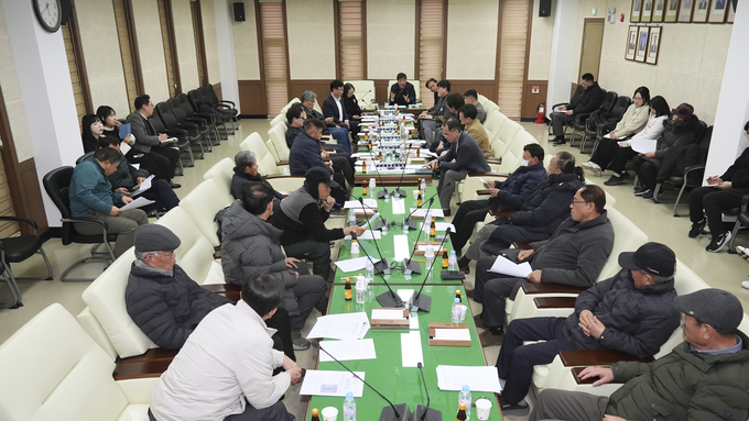 안동시의회 경제도시위원회, 친환경쌀 재배단지 회원들과 간담회 개최